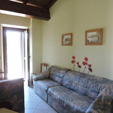 La Casa Di Marco E Lorella Fratta Todina ภายนอก รูปภาพ